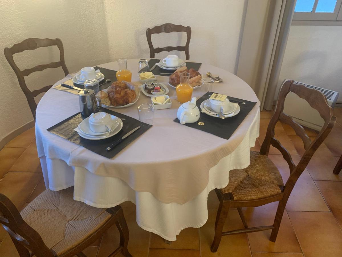 Human Hotel Restaurant Park Villecroze Kültér fotó