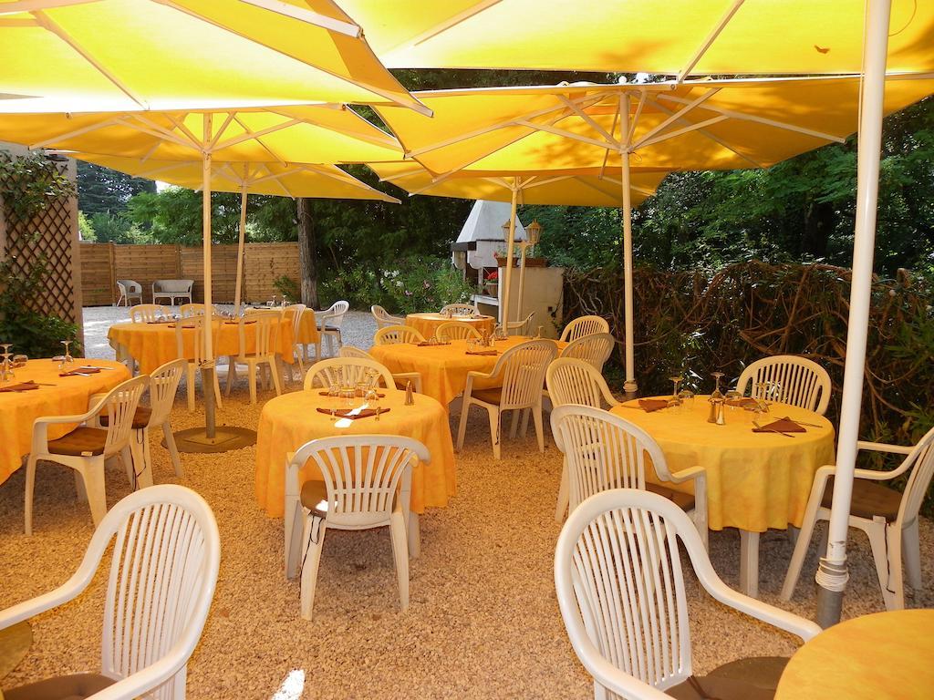 Human Hotel Restaurant Park Villecroze Kültér fotó