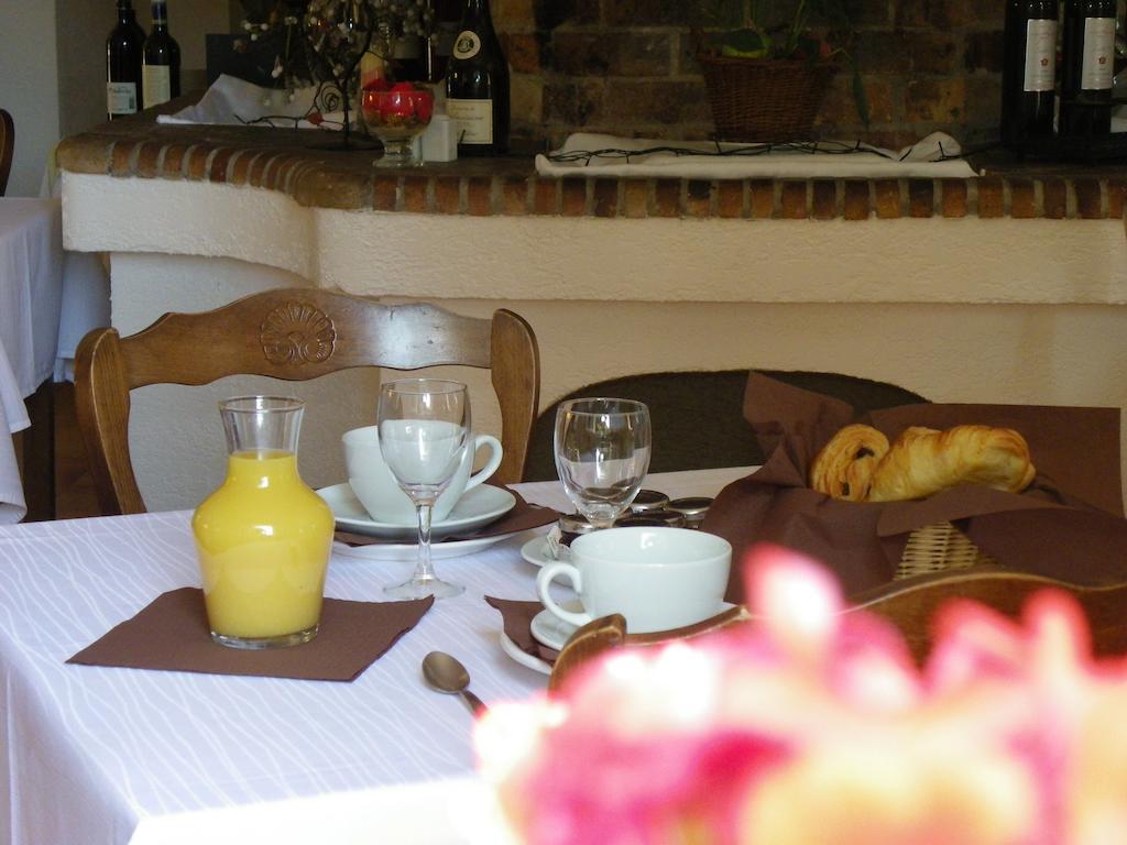 Human Hotel Restaurant Park Villecroze Kültér fotó